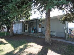 1621 S 15th St, Grand Forks, ND 58201