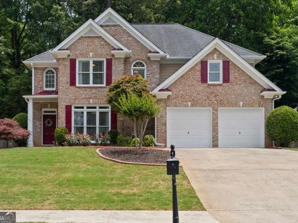 8065 Sandorn Dr, Roswell, GA 30075