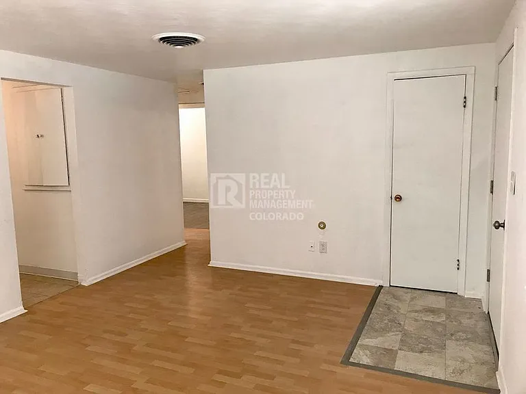 13626 E 13th Pl — Photo 3