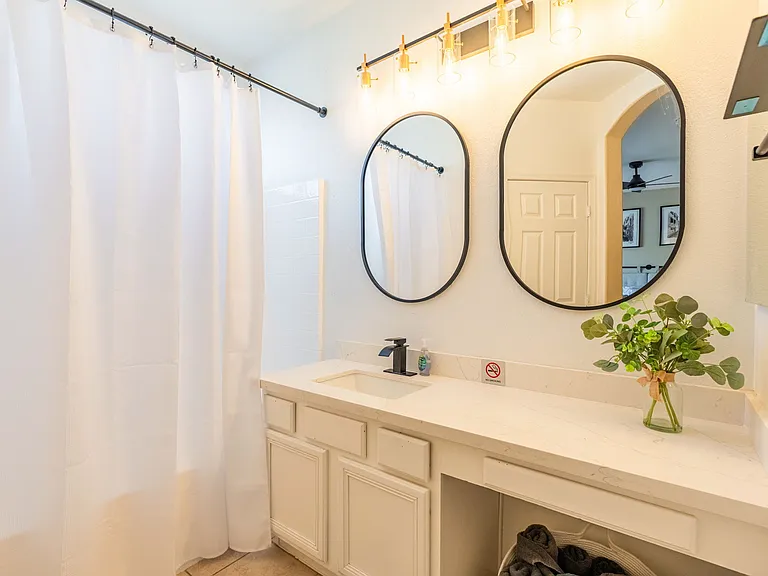 3674 S Joshua Tree Ln — Photo 17