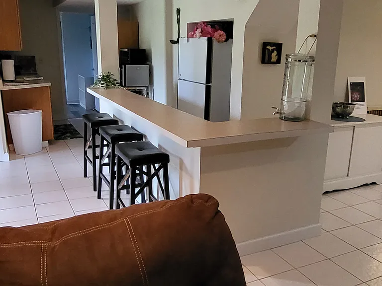 Delta Dr — Photo 17