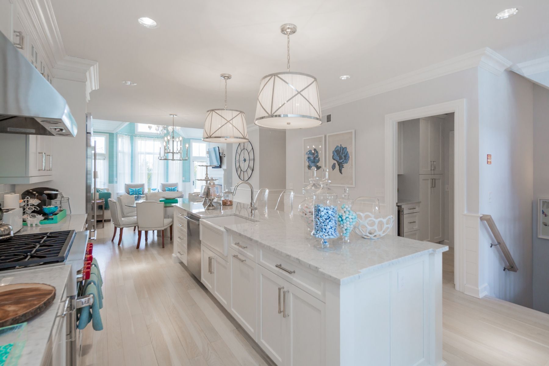 1502 Devon Ct, Southampton, NY 11968 Out East