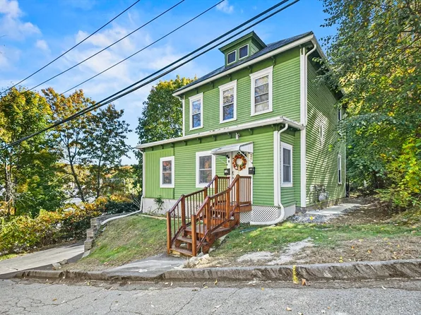 25 Mayland St, Fitchburg, MA 01420