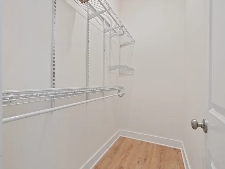418 N C St — Photo 21