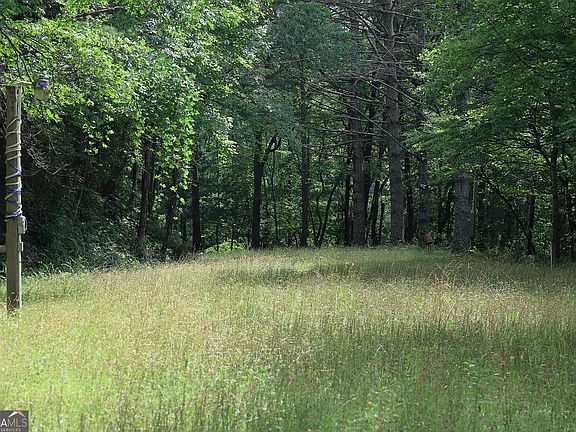 5th image of 29 Cool Spring Ln