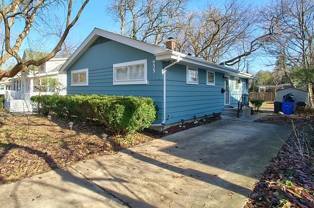 1st image of 655 Kenilworth Ave