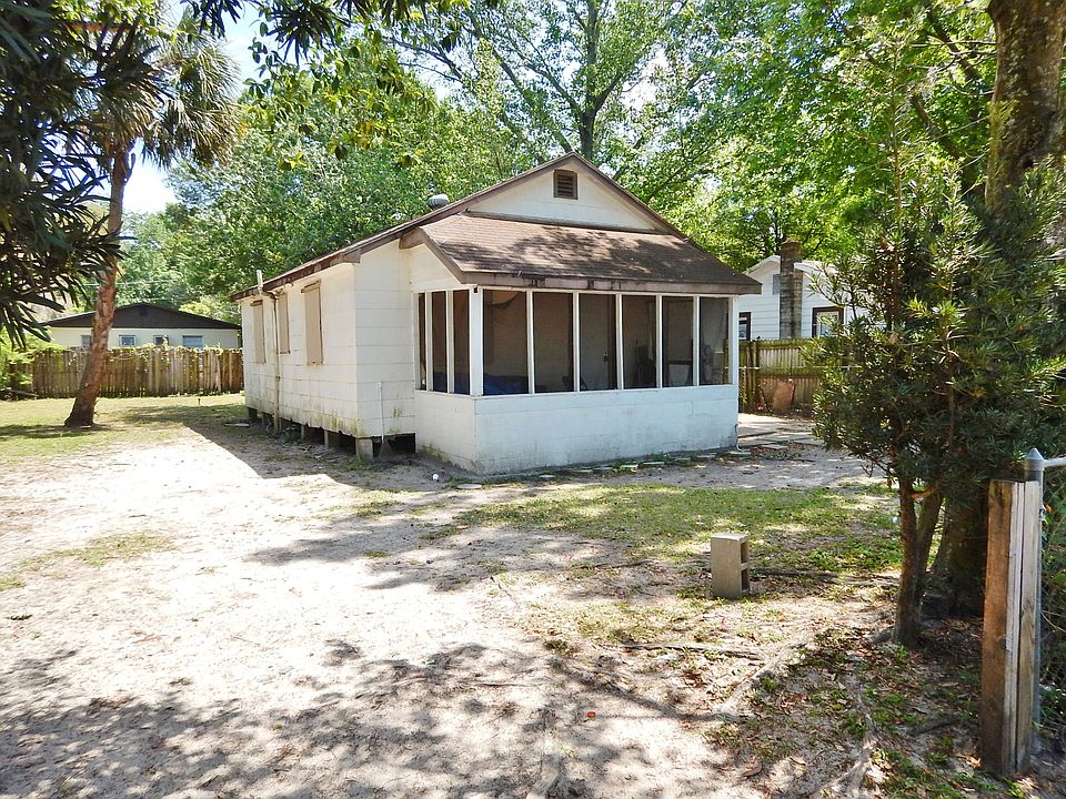 1st image of 10115 N 14th St