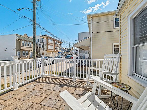 4th image of 4 N Washington Ave