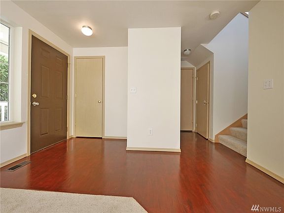 3rd image of 19326 113th Ave SE