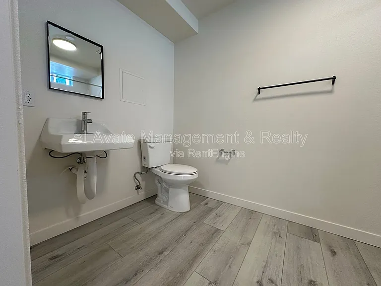 1120 E 25th St #200 — Photo 6