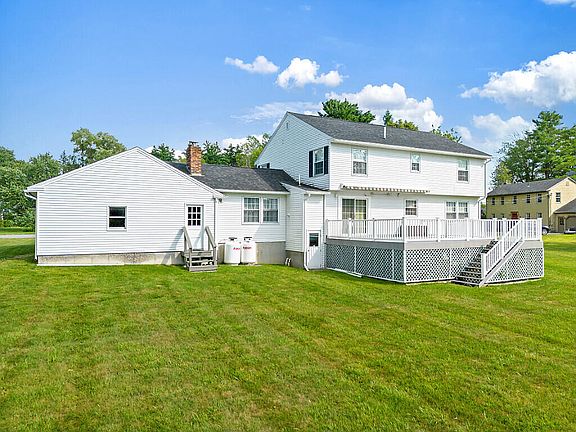 3rd image of 21 Eaton Drive
