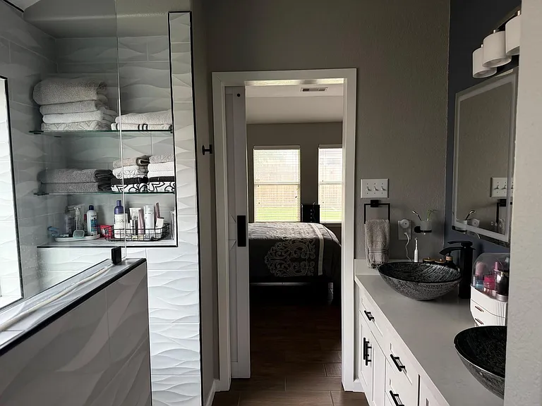 10918 Barker Gate Ct — Photo 15