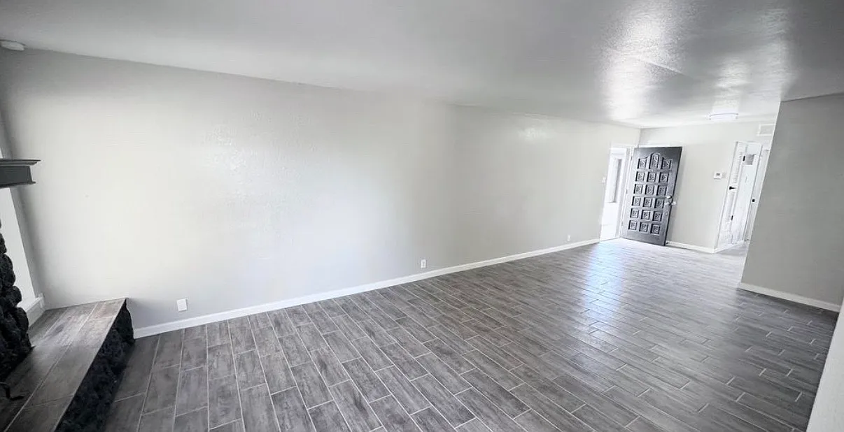 3 bed, 1600 sqft, $1,700 — Photo 4