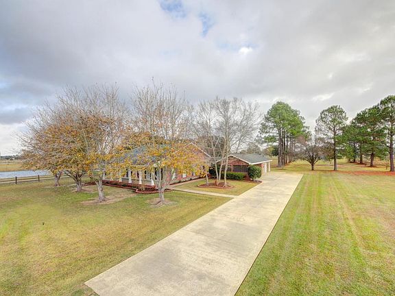 2nd image of 604 Old Kaplan Hwy