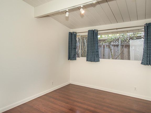 4th image of 3707 Starr King Cir