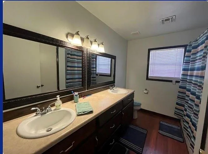 114 Irwin Dr — Photo 11