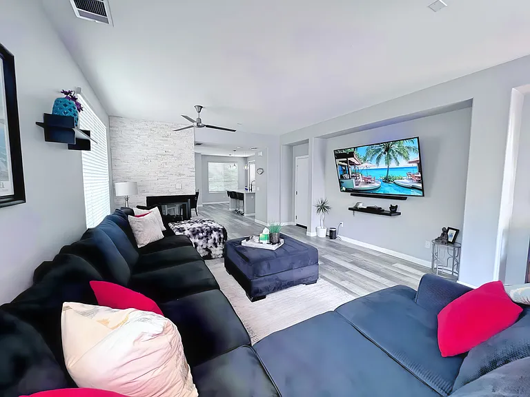 6574 Dandelion Way — Photo 9