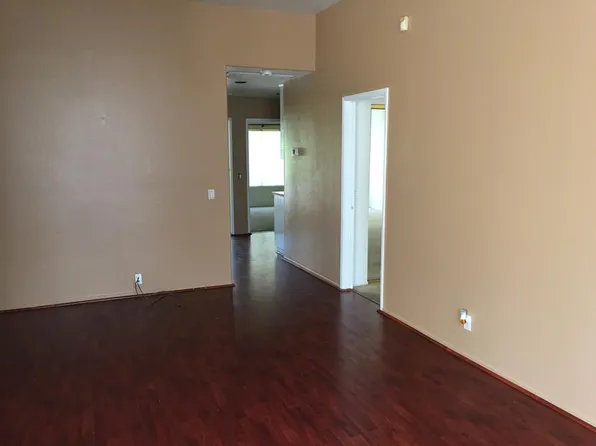 8300 Gabriel Dr APT B, Rancho Cucamonga, CA 91730