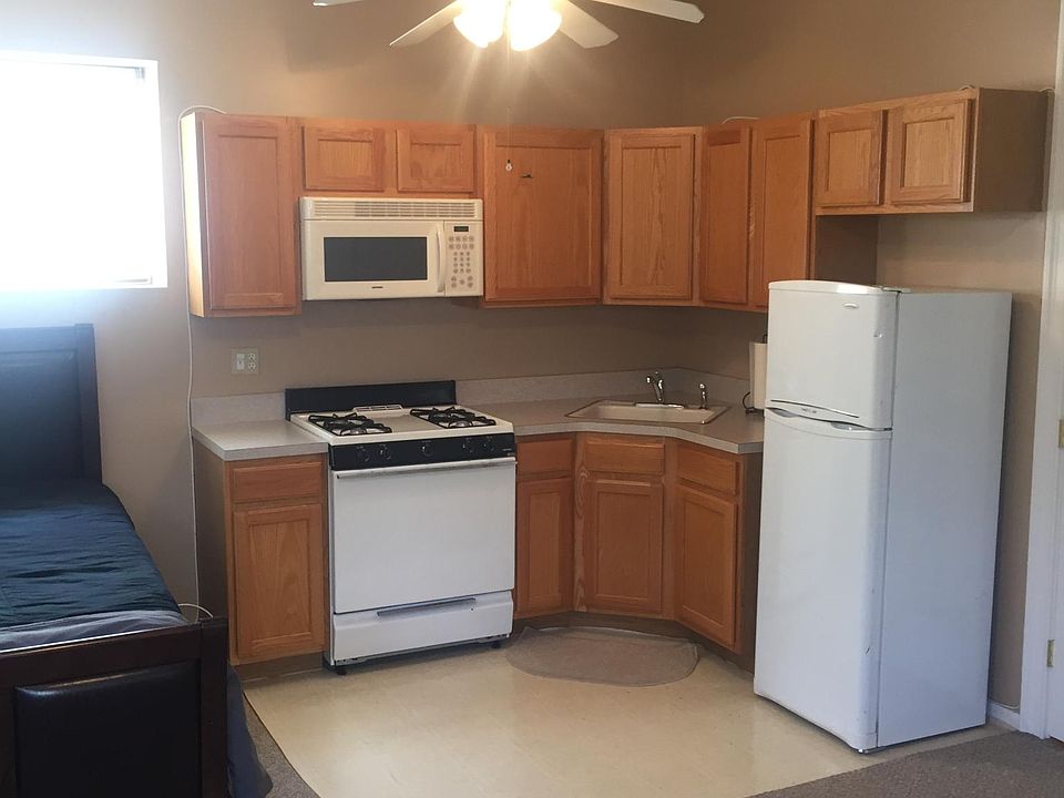 1st image of 19 Pitney Ave