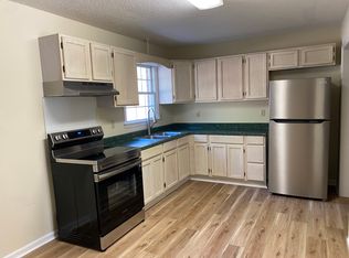 750 Woodbriar Trl #2, Mount Airy, NC 27030