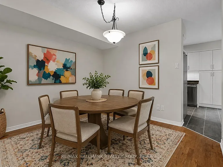 146 College Cir — Photo 10