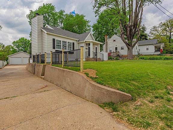 5th image of 1710 Russell Ave
