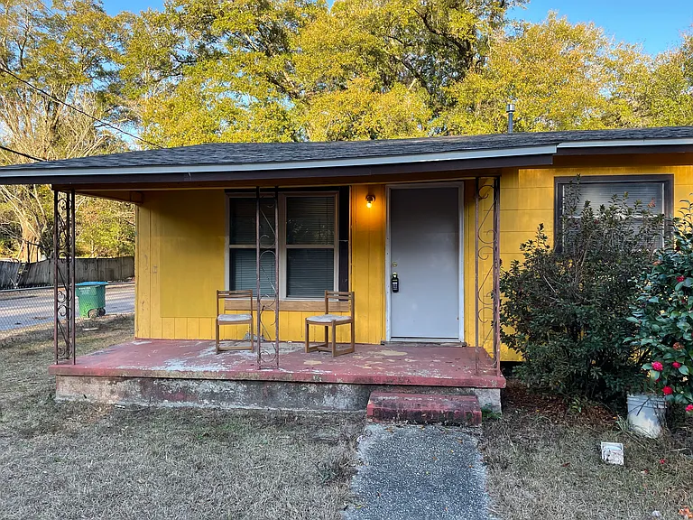 Front 4_01042023
