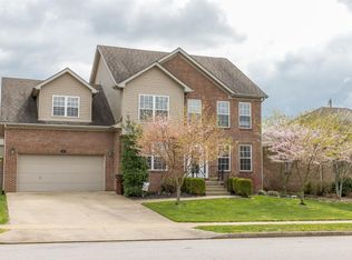 212 Bennett Dr, Nicholasville, KY