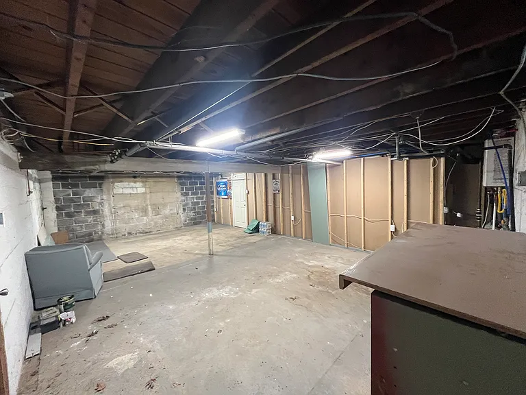 1417 W High St #2 — Photo 15