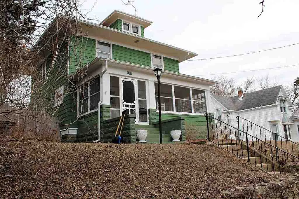709 S Garfield Ave photo 1