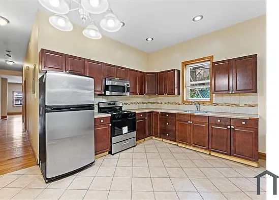 6231 W Jefferson St #1 — Photo 10