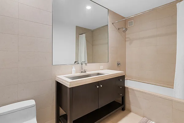 Rented by Douglas Elliman | media 21