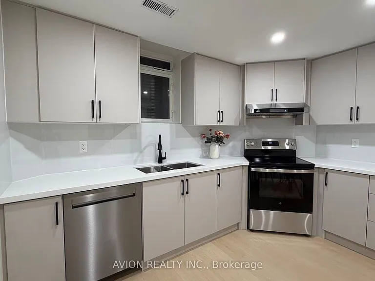 79 Sweet Water Cres #BASEMENT — Photo 7
