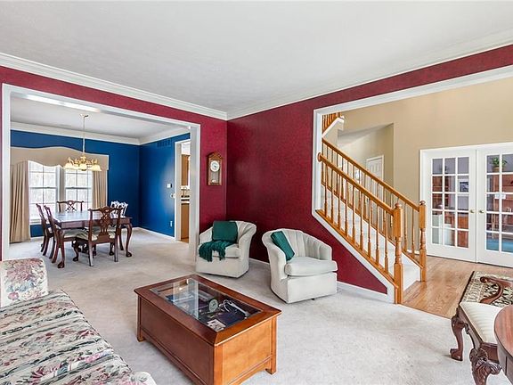 3rd image of 21 Mima Cir