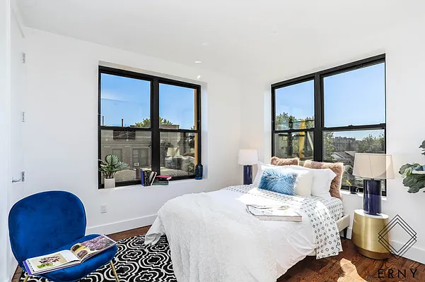 Rented by ERNY LLC | media 4