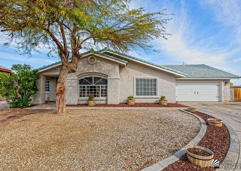 1st image of 3584 E Moreno Ln