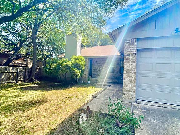 3rd image of 7103 Woodhue Ct #A