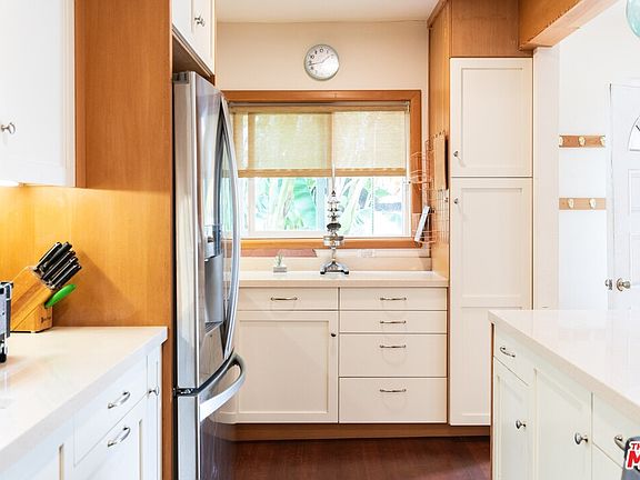 4th image of 4117 Shelburn Ct