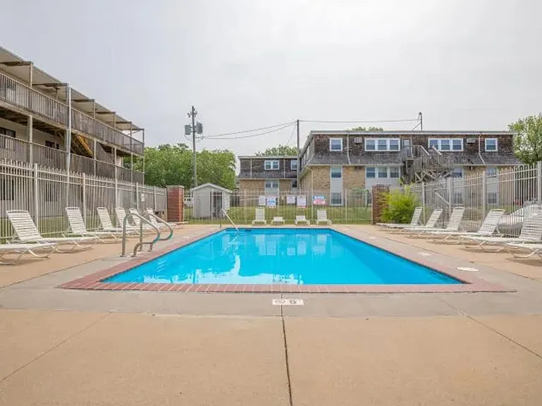 Simple Living. Real Savings. Limited Time. — Photo 19