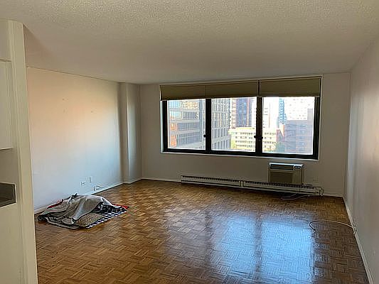 1st image of 1641 3rd Ave APT 11J