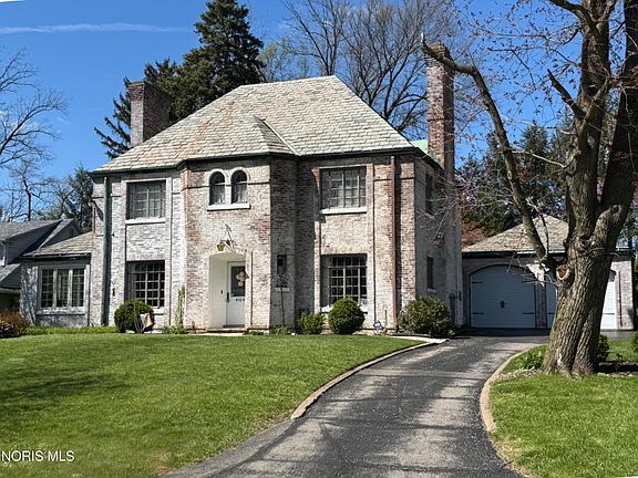3rd image of 4104 Brookside Rd
