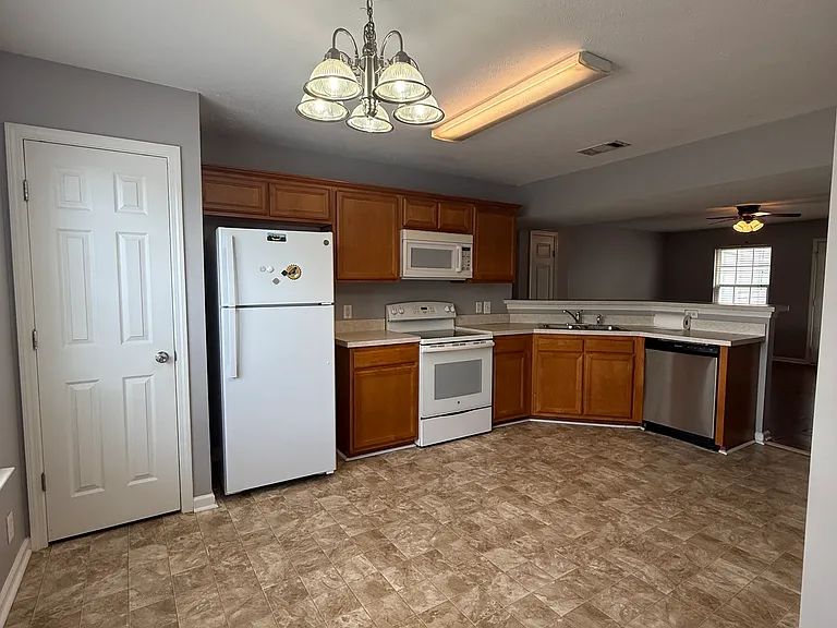 225 Buck Run Dr — Photo 14