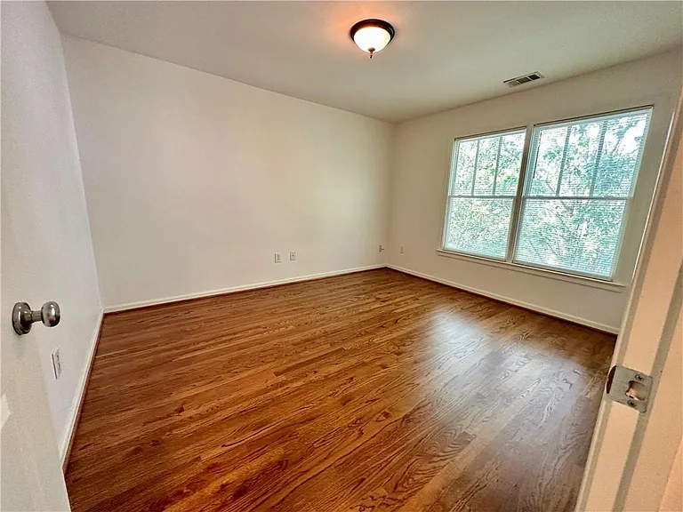 1678 Carr Cir NW — Photo 22