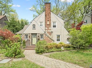 341 Murray Ave, Englewood, NJ 07631