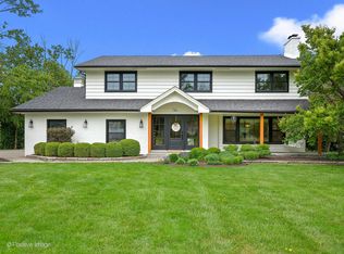 9 Charleston Rd, Hinsdale, IL 60521