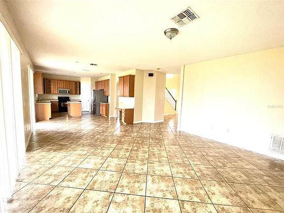 5th image of 2871 Sweetspire Cir