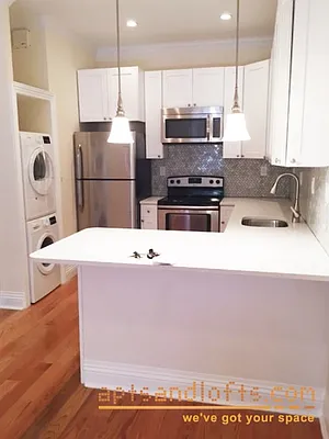 Rented by aptsandlofts.com | media 24