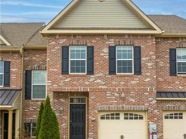 1458 Tarpan Ln, Allentown, PA 18104