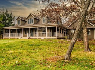 7227 Snow Ridge Ct SE, Alto, MI 49302