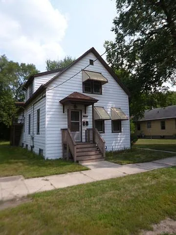 14305 Irving Ave photo 1